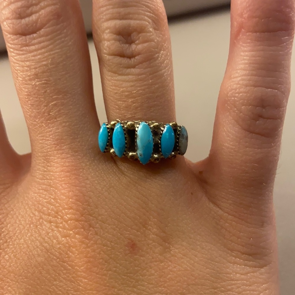 Size 5 turquoise ring